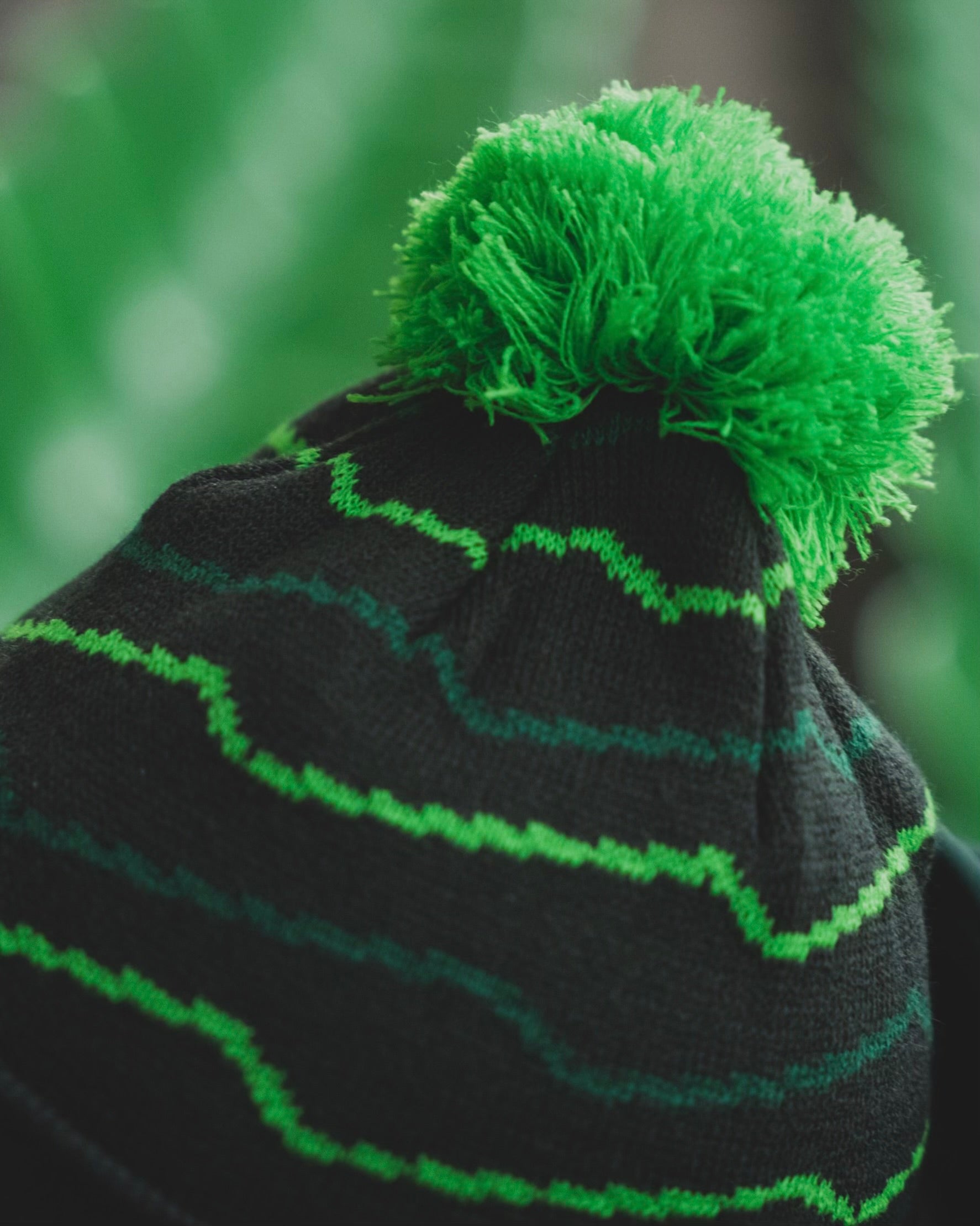 GORRO BORLA VERDE ADULTO
