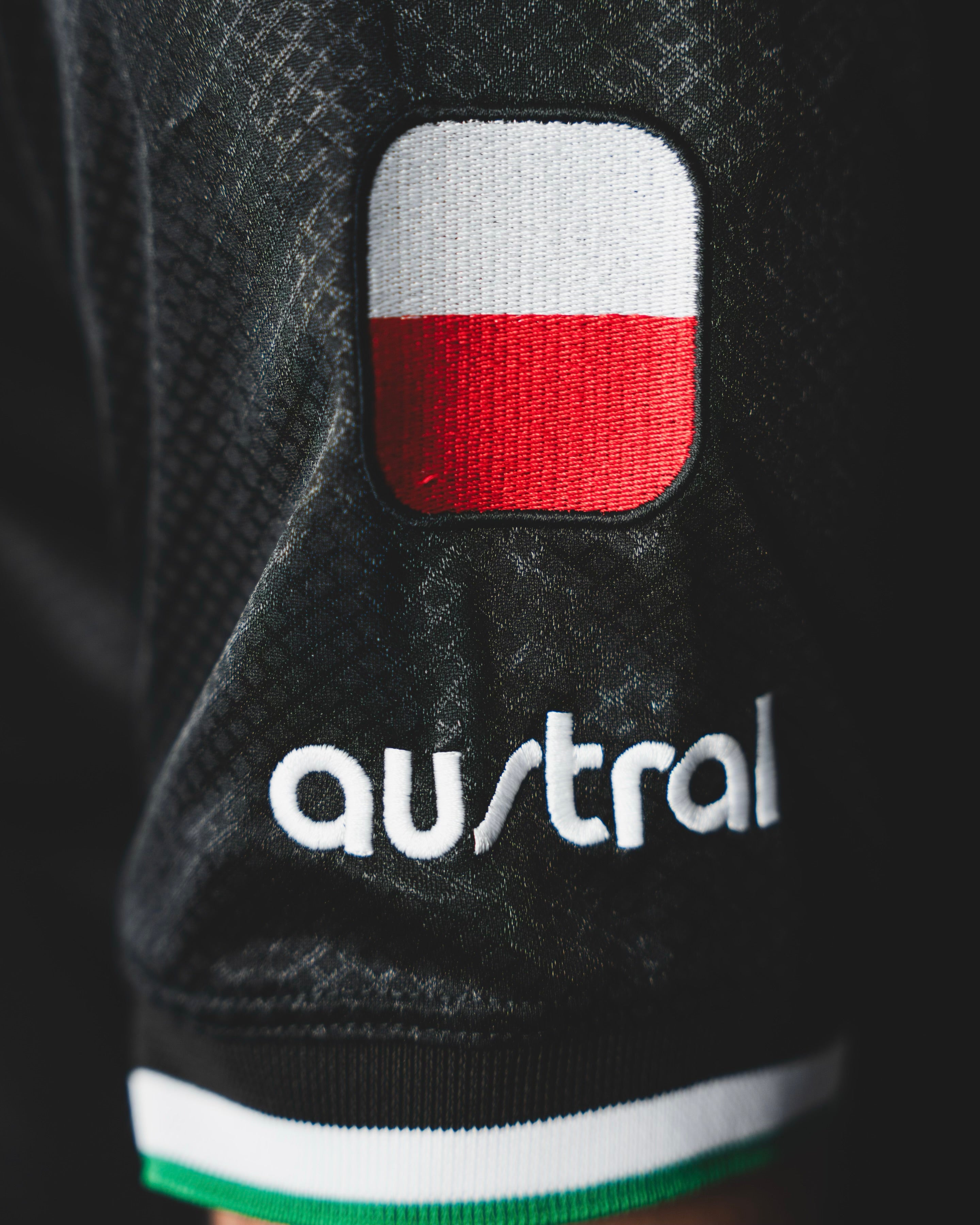 CAMISETA RETRO 99/00 BLACK