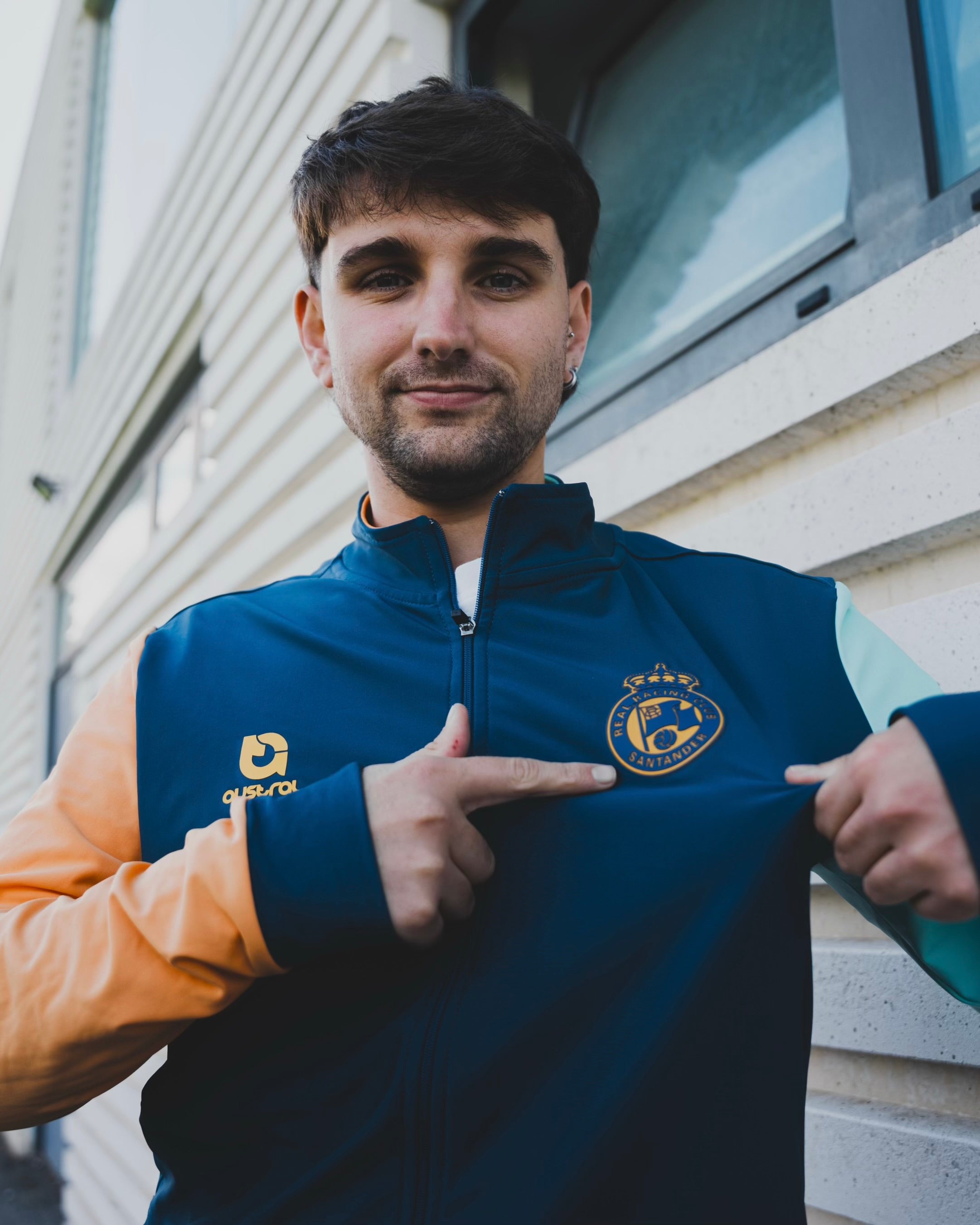 CHAQUETA PRE-PARTIDO 3ª EQUIPACIÓN