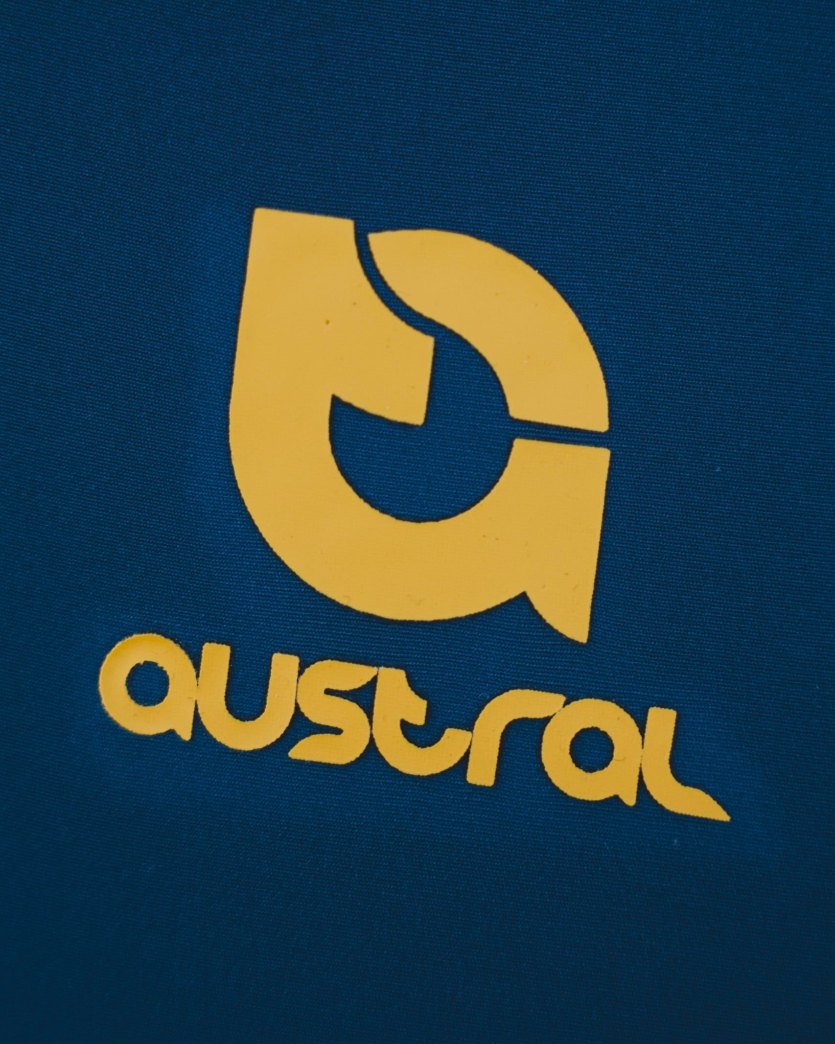 CHAQUETA PRE-PARTIDO 3ª EQUIPACIÓN